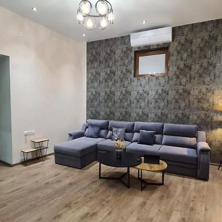 Nino'S Cosy Apartment Kutaisi Room photo