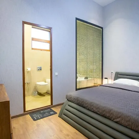 Nino'S Cosy Apartment Kutaisi Exterior photo